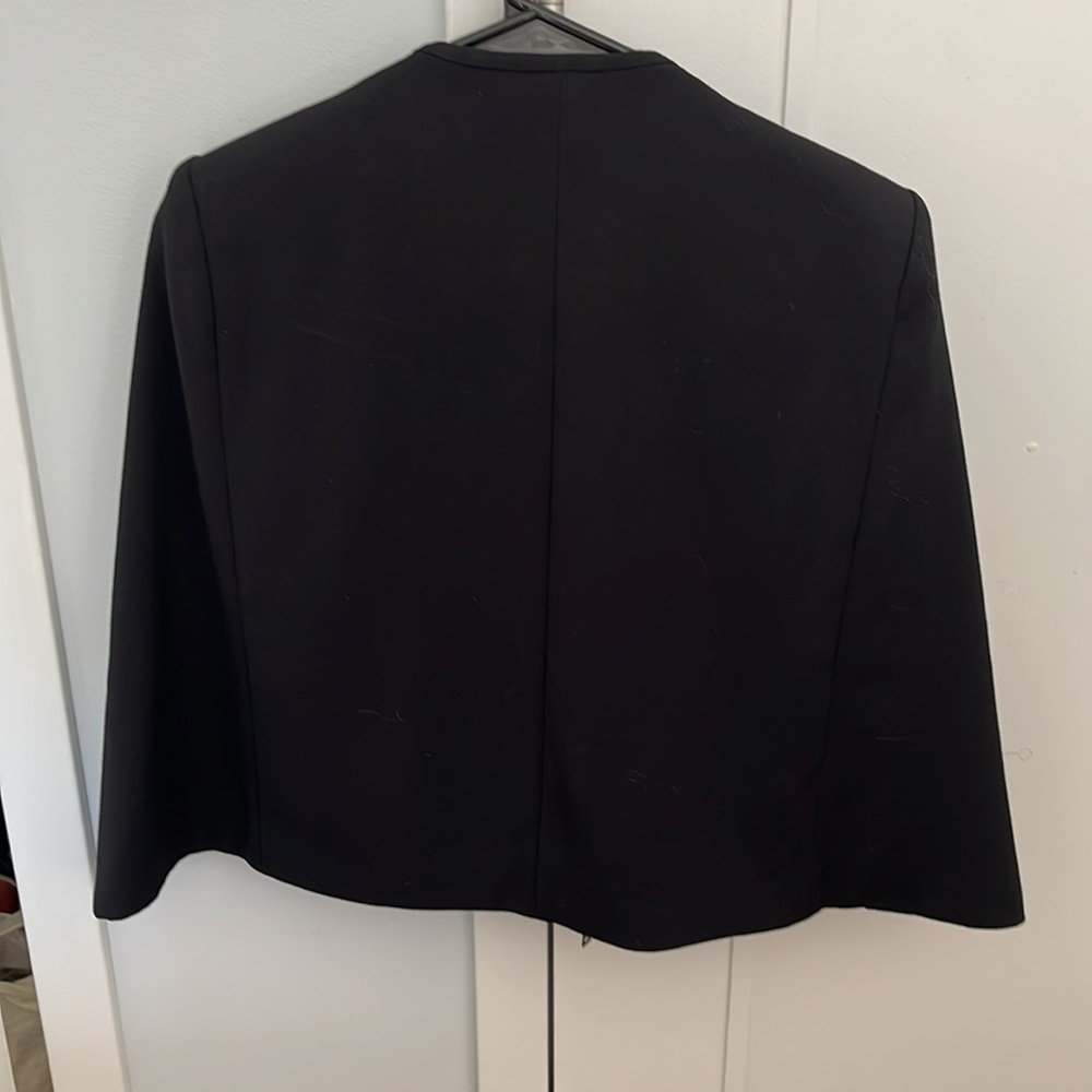 Black cropped zipped jacket - Picture 3 of 4